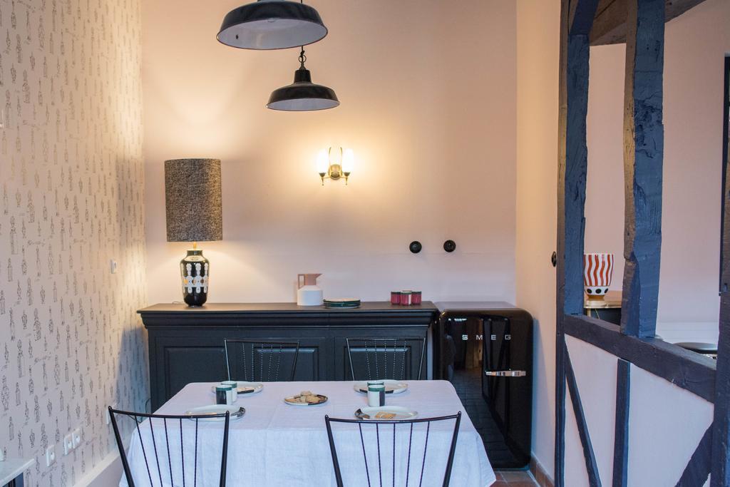 Couette-café Marnie Et Mister H Rennes